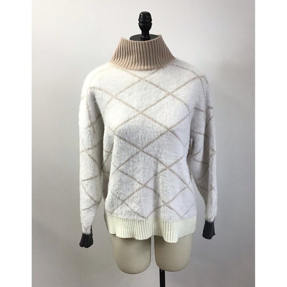 Listicle Woman’s Sweater Size Large